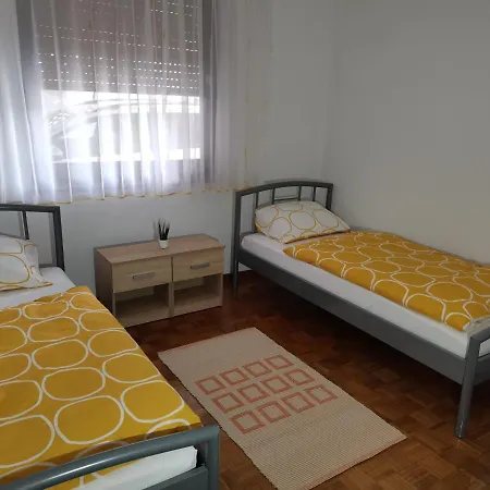 דירה Apartma David מוסט נה סוסי